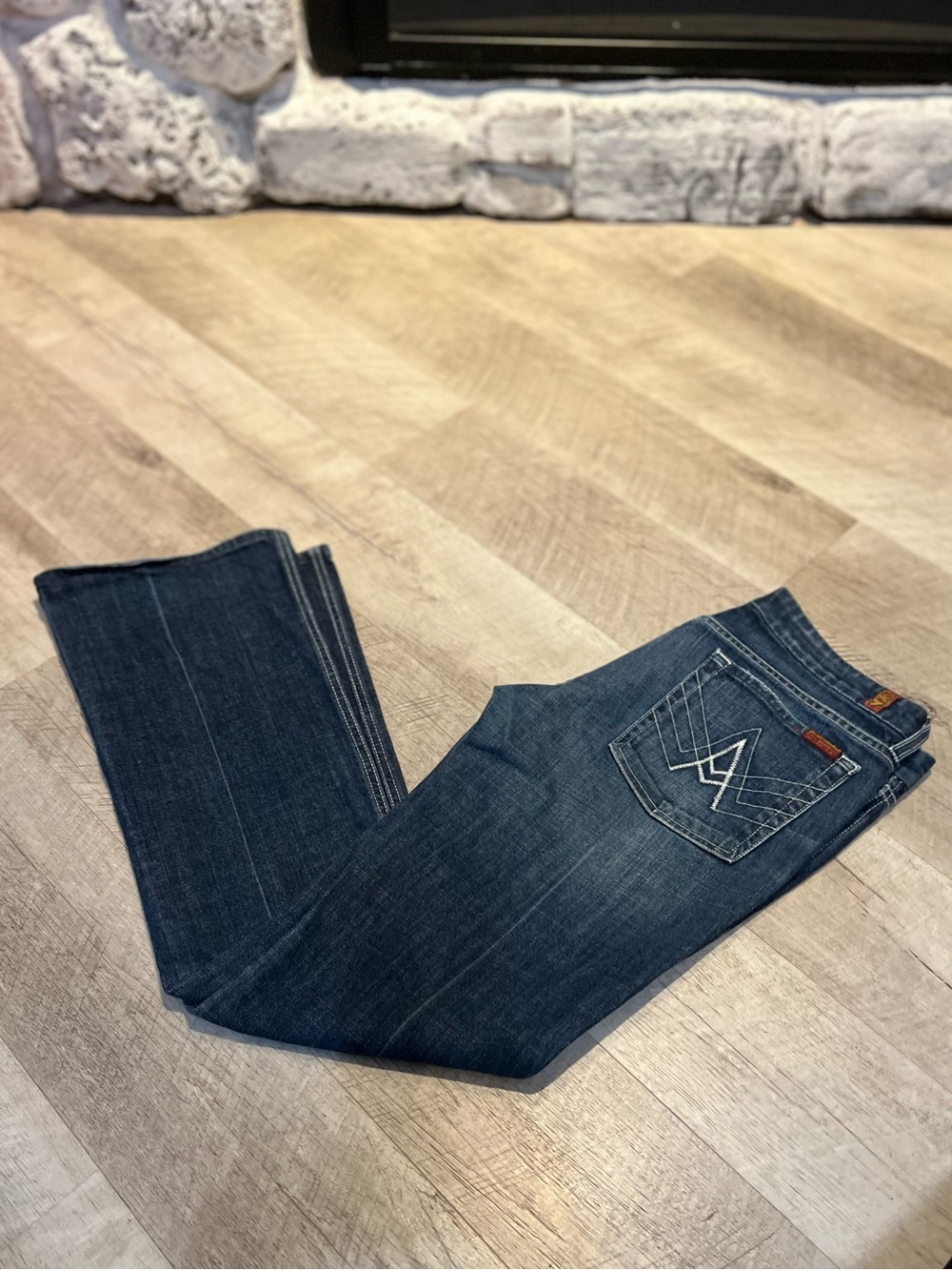7 For All Mankind Women's Dark Blue Straight Leg Jeans